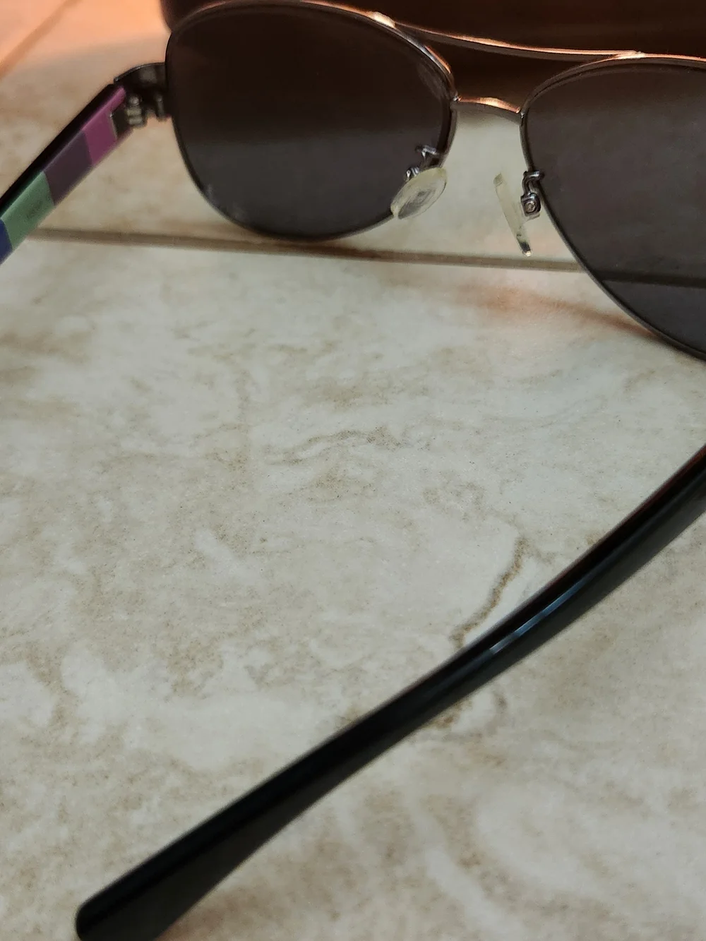 Aviator-Style Women's Sunglasses/GLASSES,  in Black with Multicolor Temples